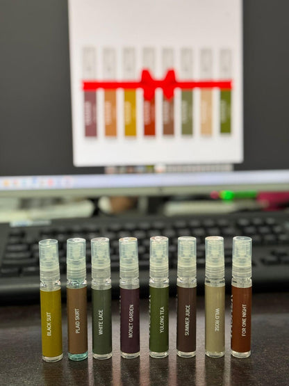 🌸 8 Perfumes Gift Box – Pocket-Sized Luxury for Every Mood! 💖