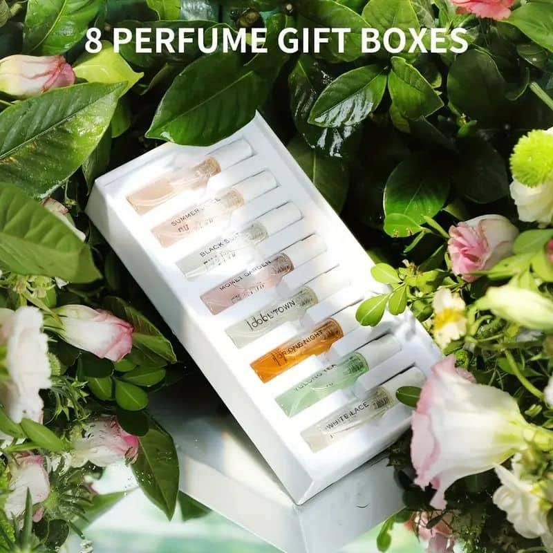 🌸 8 Perfumes Gift Box – Pocket-Sized Luxury for Every Mood! 💖
