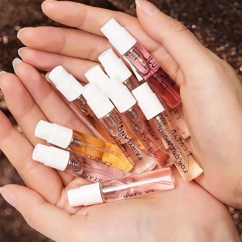 🌸 8 Perfumes Gift Box – Pocket-Sized Luxury for Every Mood! 💖